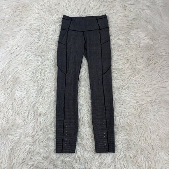 Lululemon Women's Leggings Wunder Polka Dot Size 4 Activewear Black & Grey - Picture 1 of 12